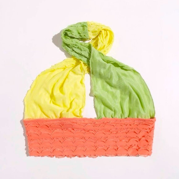 Color Block Halter Top - Picture 2 of 3